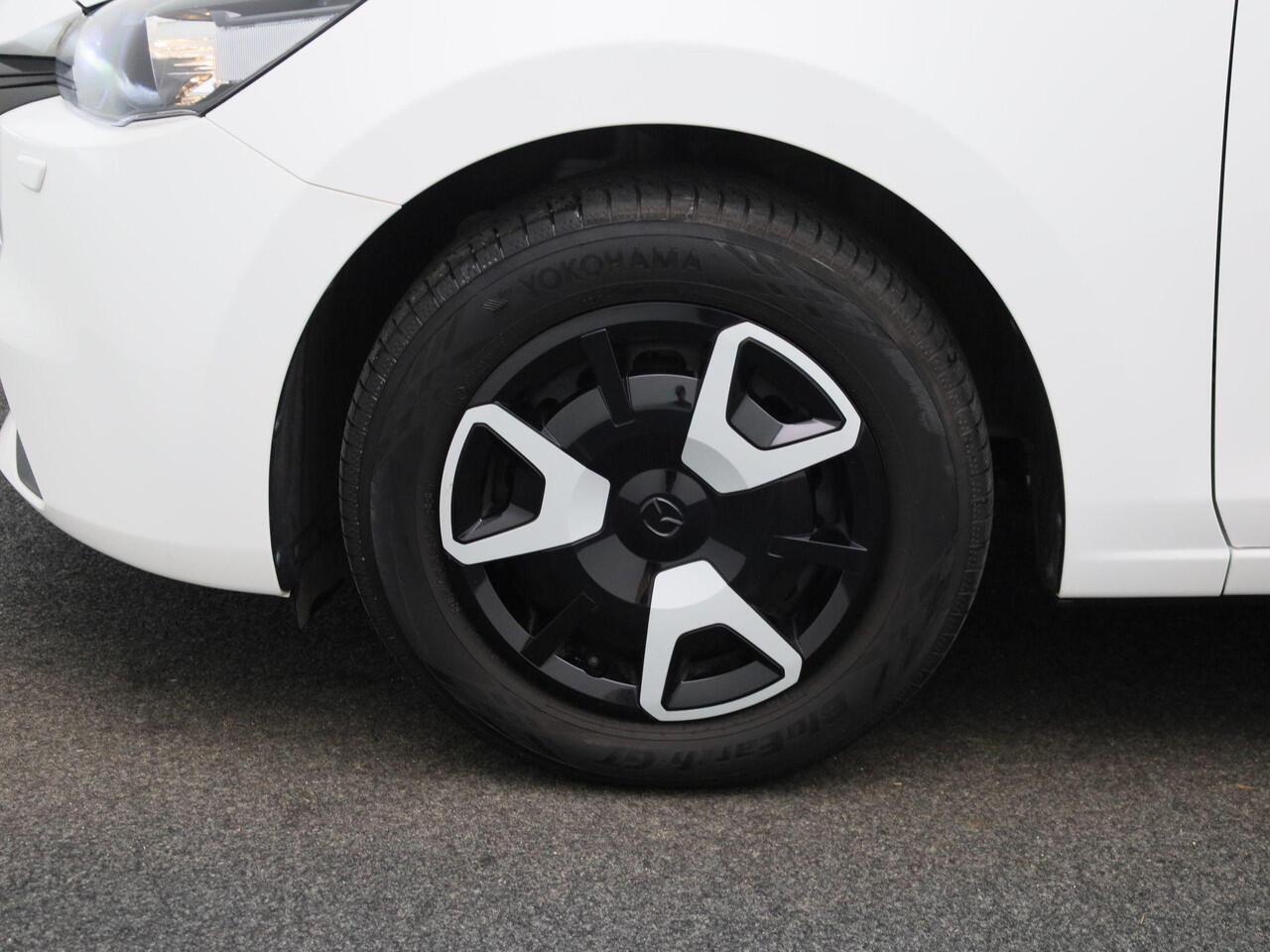 Mazda 2 1.5 e-SkyActiv-G 90 Centre-Line | Cruise Control | DAB-Radio | LED-Verlichting | Airconditioning | Apple Carplay & Android Auto | Keyless Start | Elektrische Ramen | Elektrisch Verstelbare Spiegels | Orig. NL