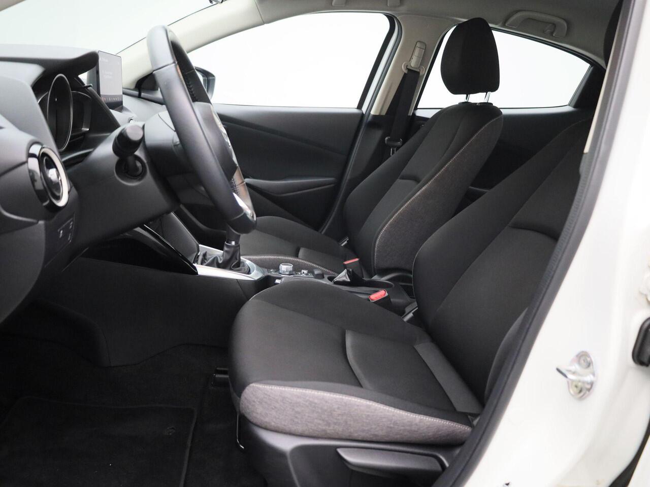 Mazda 2 1.5 e-SkyActiv-G 90 Centre-Line | Cruise Control | DAB-Radio | LED-Verlichting | Airconditioning | Apple Carplay & Android Auto | Keyless Start | Elektrische Ramen | Elektrisch Verstelbare Spiegels | Orig. NL