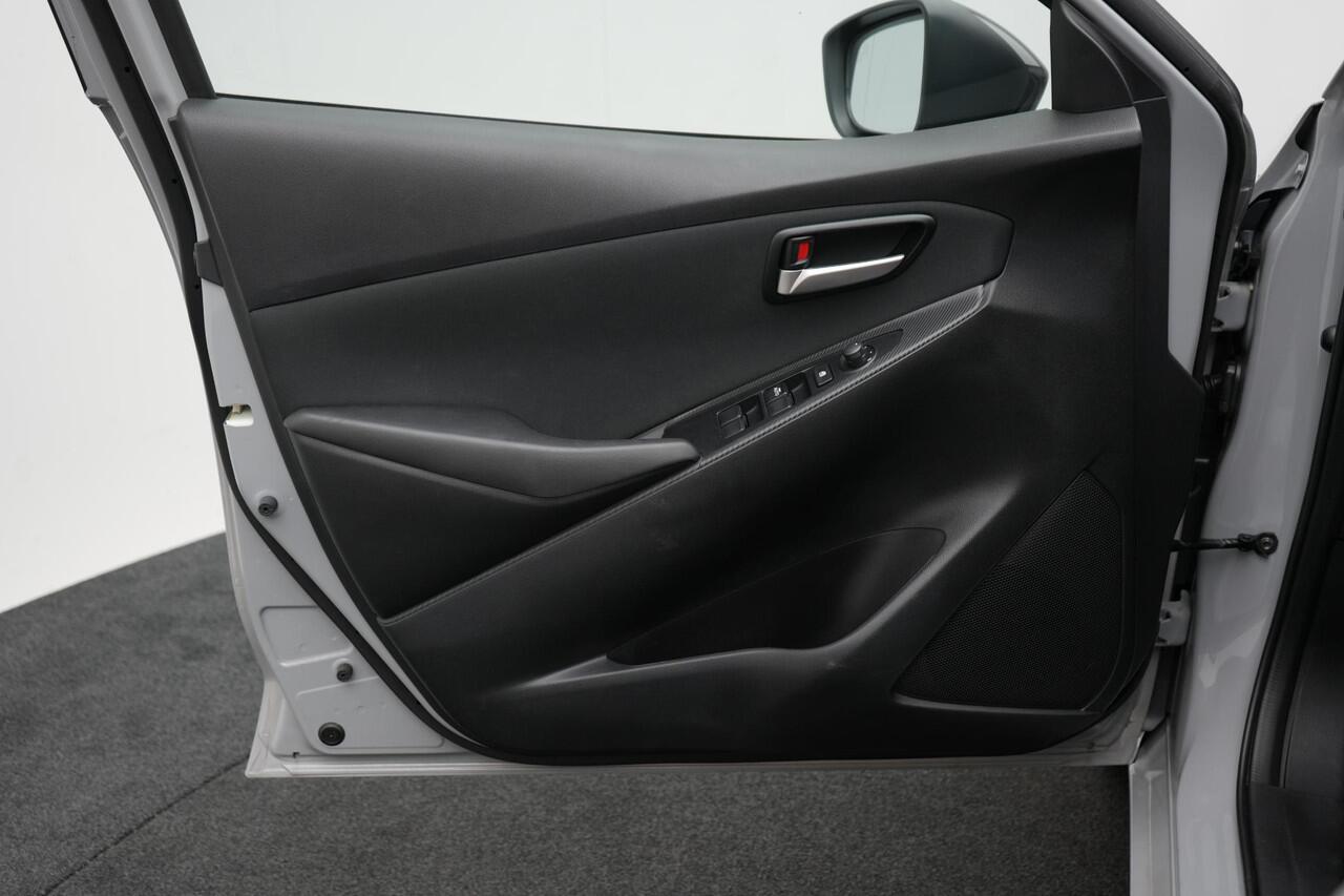 Mazda 2 1.5 e-SkyActiv-G Homura : dealer onderhouden