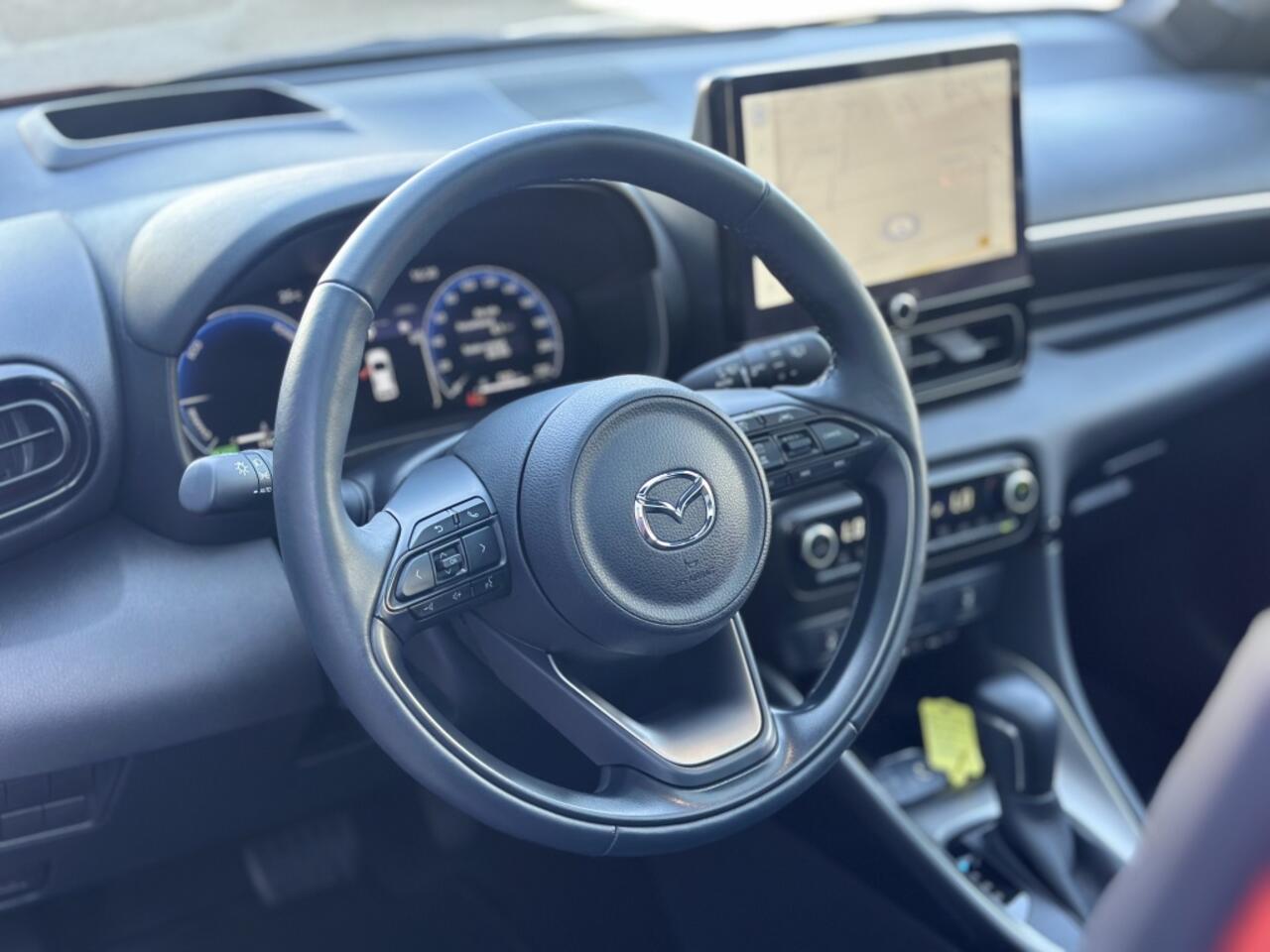 Mazda 2 Hybrid 1.5 Homura Plus / Panoramadak / DEMO *