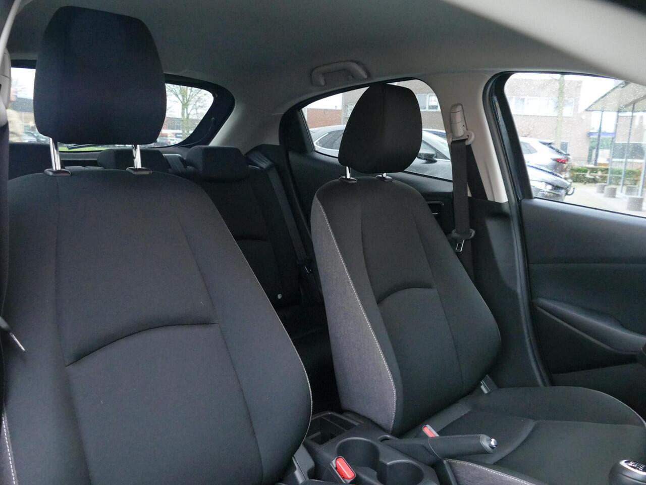 Mazda 2 1.5 e-SkyActiv-G 90 Exclusive-Line | LED-verlichting | Stoelverwarming | Achteruitrijcamera | Keyless | RIJKLAARPRIJS!