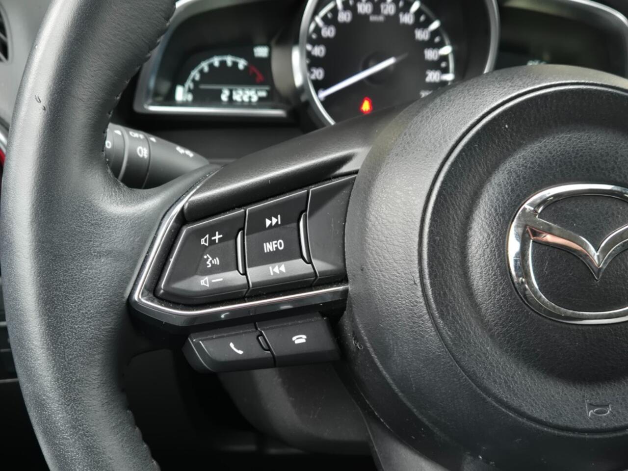 Mazda 2 E- SKYACTIV- G 90 6MT M-HYBRID HOMURA Aka / Aero-Pakket