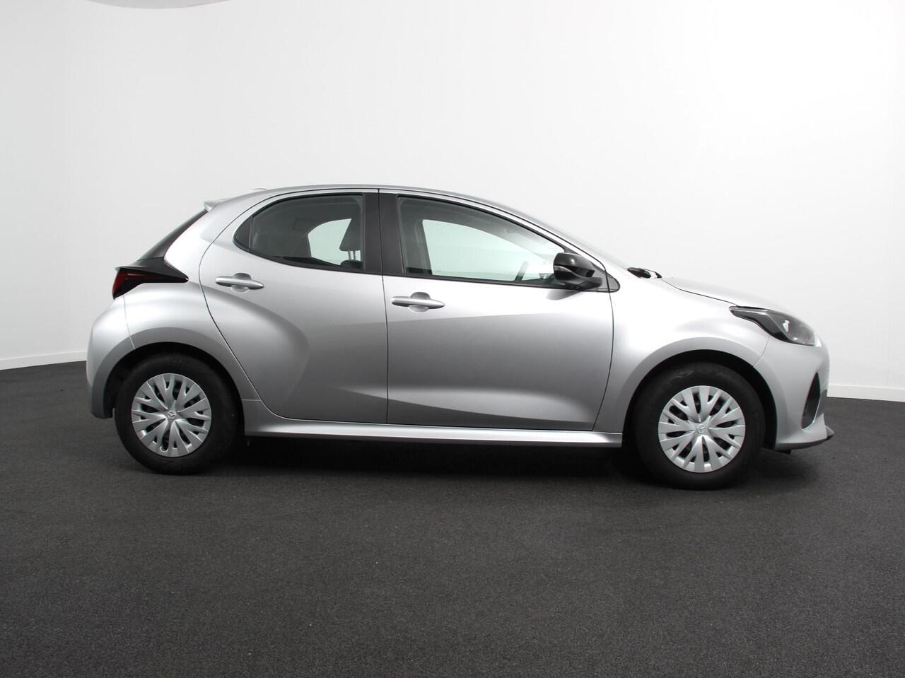 Mazda 2 1.5 Automaat Hybrid Prime-line Airco Adaptieve cruise control Achteruitrijcamera Lane assist Radio Navigatie Apple Carplay/ Android auto