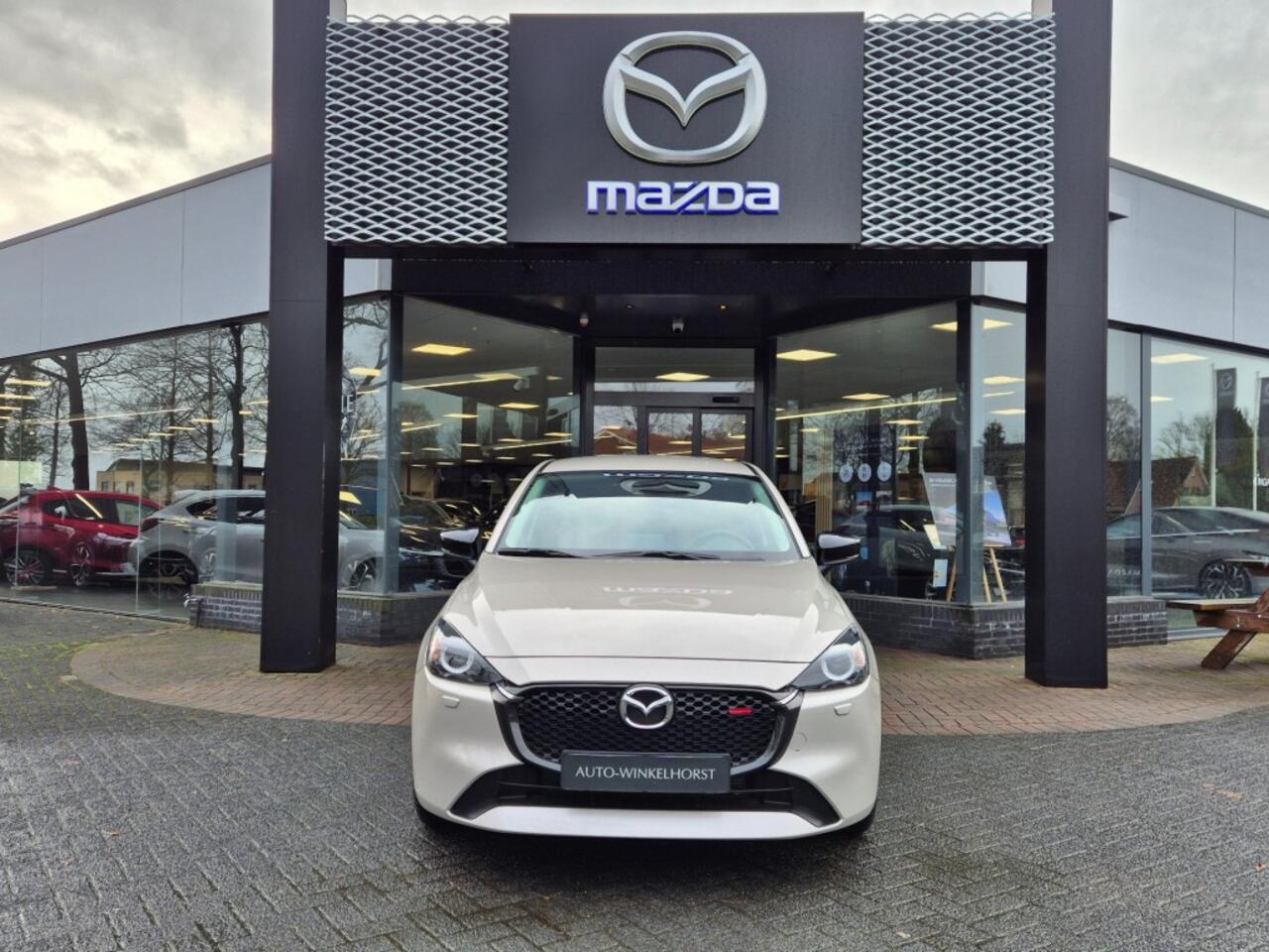 Mazda 2 E- SKYACTIV-G 1.5 90 6AT HOMURA M-HYBRID