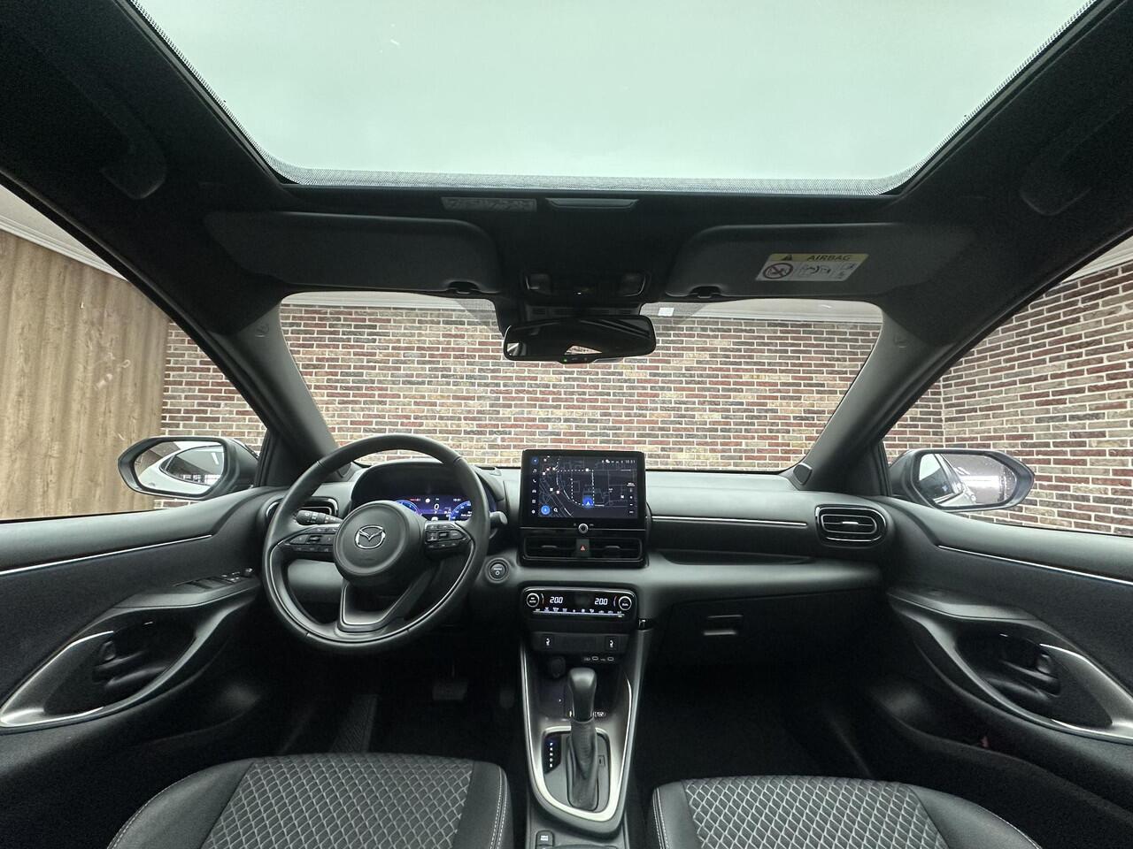 Mazda 2 Hybrid 1.5 Homura Plus Panoramadak Headup Camera