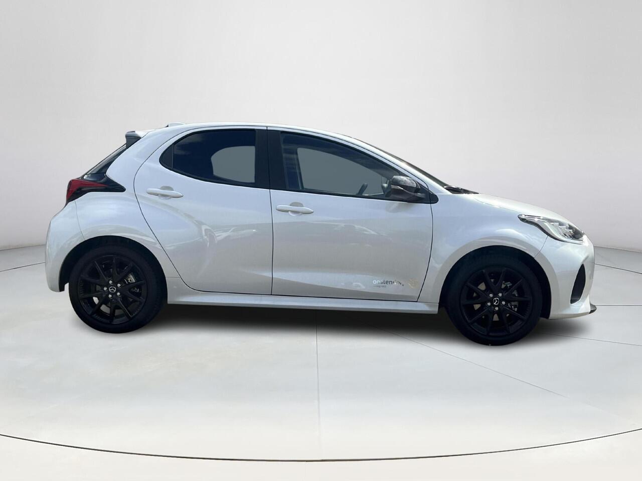 Mazda 2 Hybrid 1.5 Homura Plus | Achteruitrijcamera | Stoel/stuurverwarming | Apple Carplay/Android Auto | Climate control | Lichtmetalen velgen | Panorama dak |