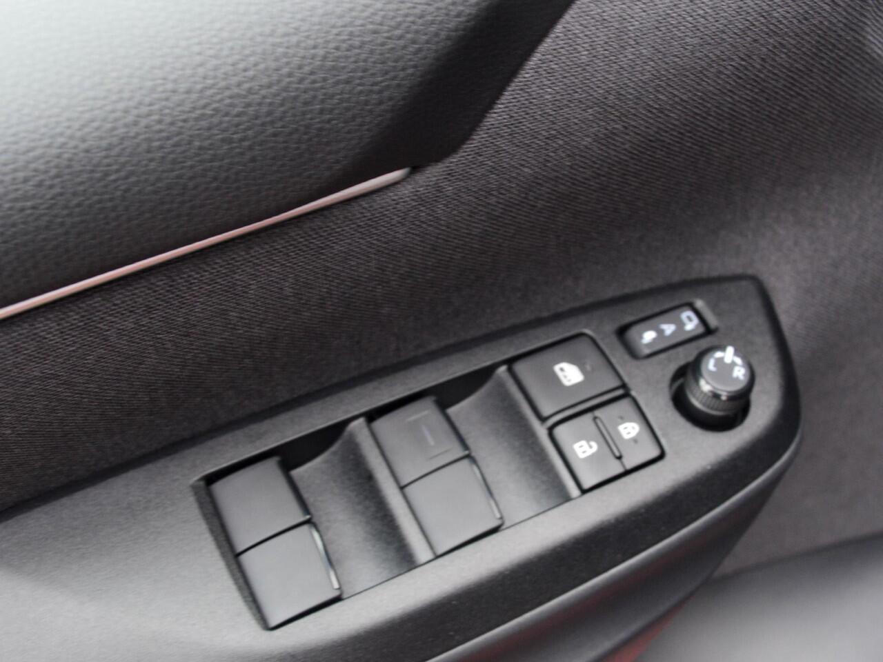 Mazda 2 Hybrid 1.5 Homura Plus | Rijklaar | Apple carplay | Panoramadak | Stoelverwarming