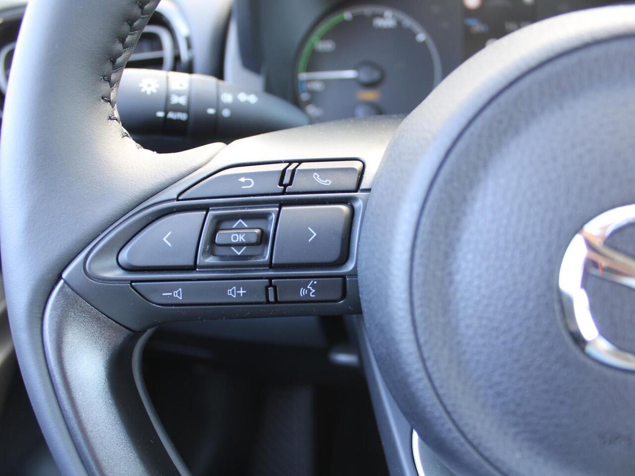 Mazda 2 Hybrid 1.5 Exclusive-line | Keyless entry | Android Auto | Apple Carplay | Dodehoek detectie | Camera |