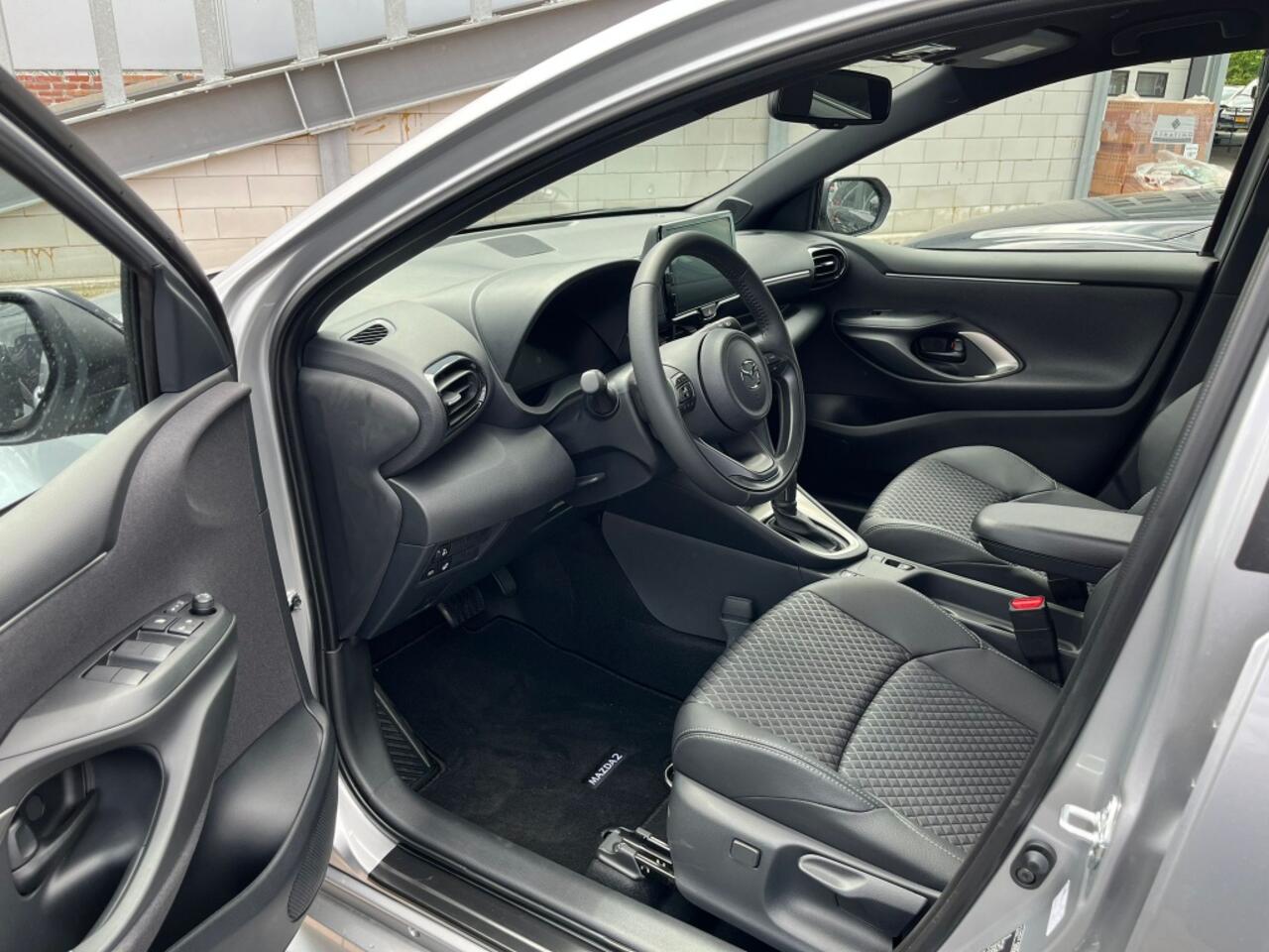 Mazda 2 1.5 Homura *DEMO*