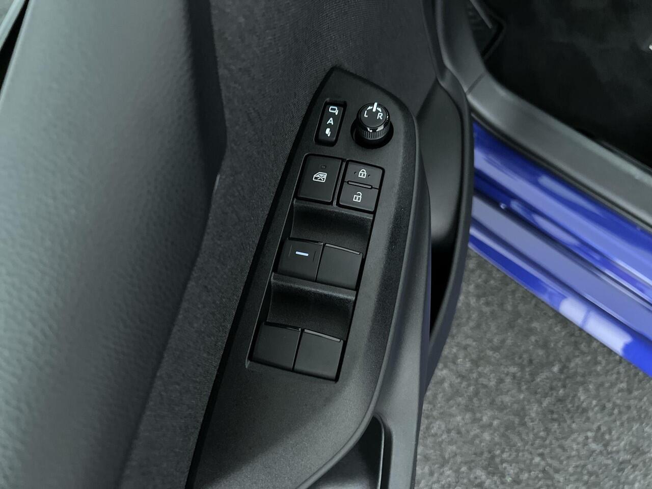 Mazda 2 Hybrid 1.5 Exclusive-line | Rijklaar | Achteruitrijcamera | Sensoren achter | Apple Carplay/Android auto