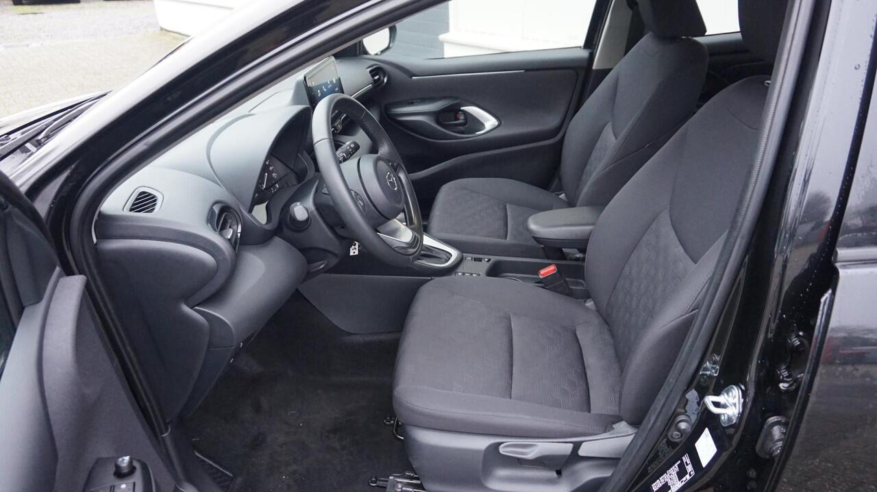 Mazda 2 Hybrid 1.5 Centre-line