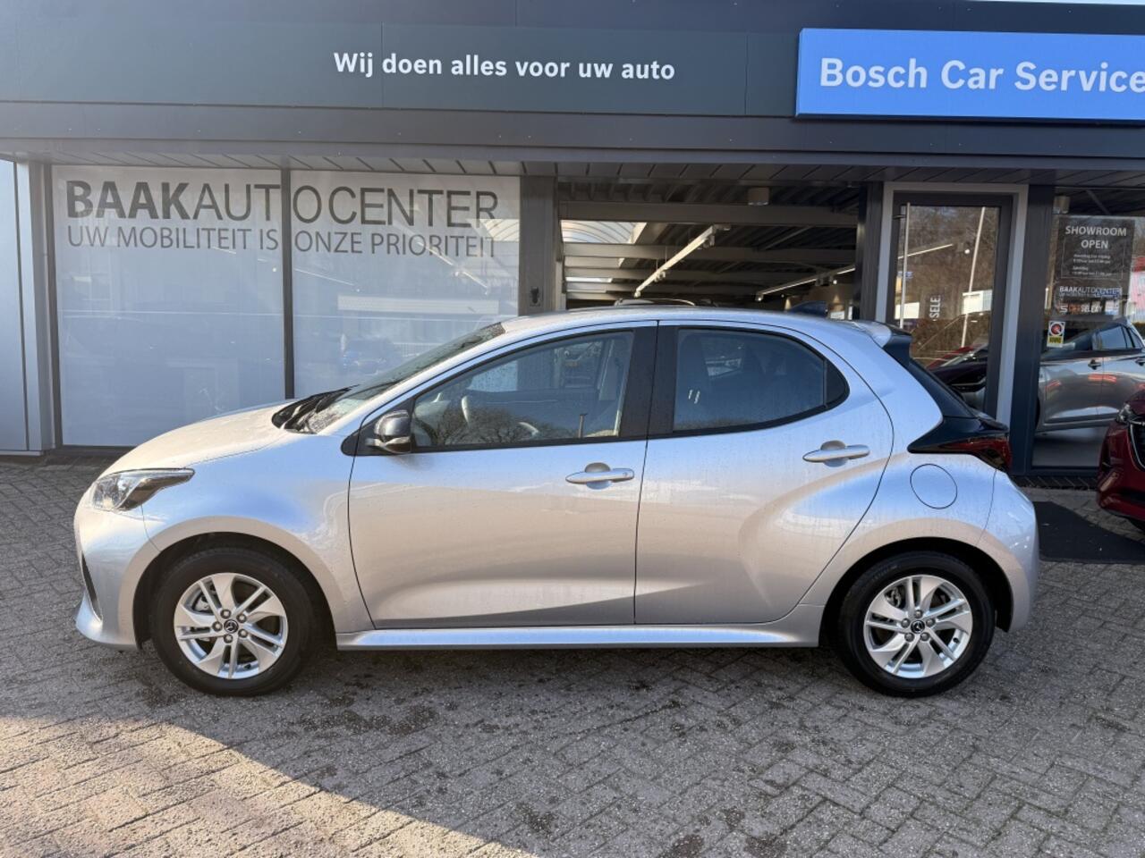 Mazda 2 Hybrid 1.5 Centre-line | Camera | Stoelverwarming | Carplay