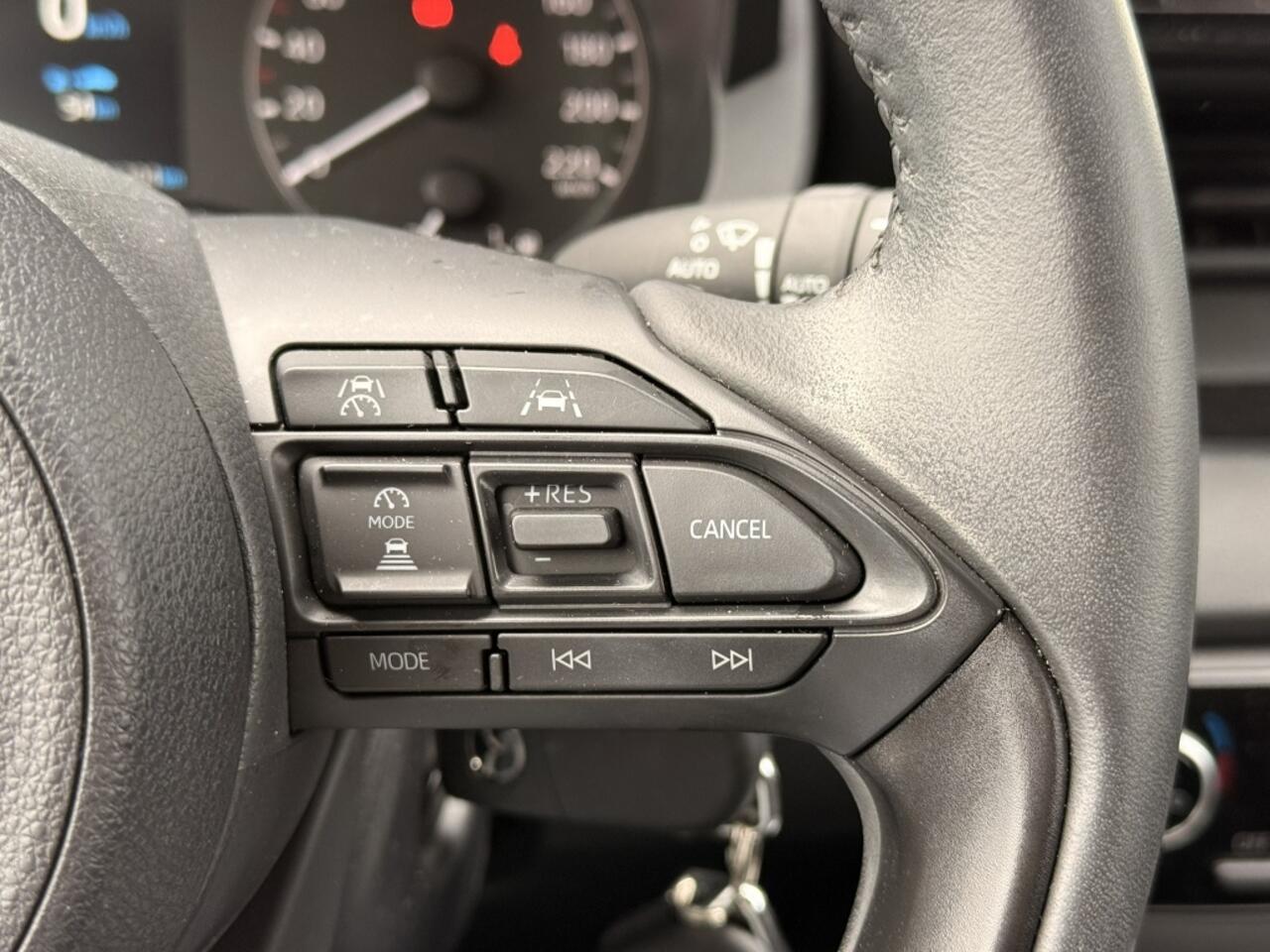 Mazda 2 Hybrid 1.5 Centre-line | Camera | Carplay | NAP | NL Auto