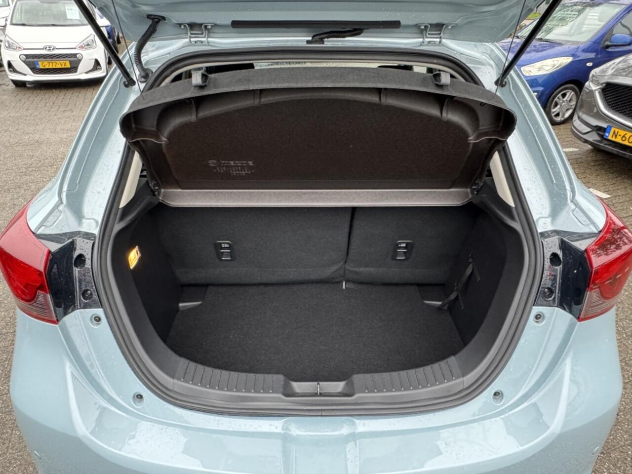 Mazda 2 1.5 eSkyActiv-G Homura MT / Carplay / camera / stoel+stuurverw.