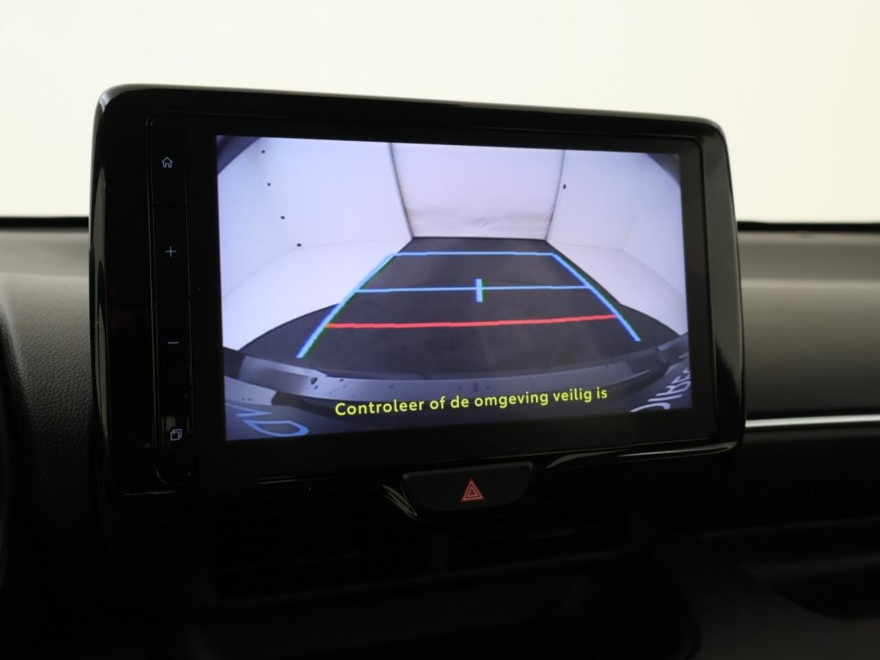 Mazda 2 Hybrid 1.5 Centre-line 116PK Camera Winterpack Carplay