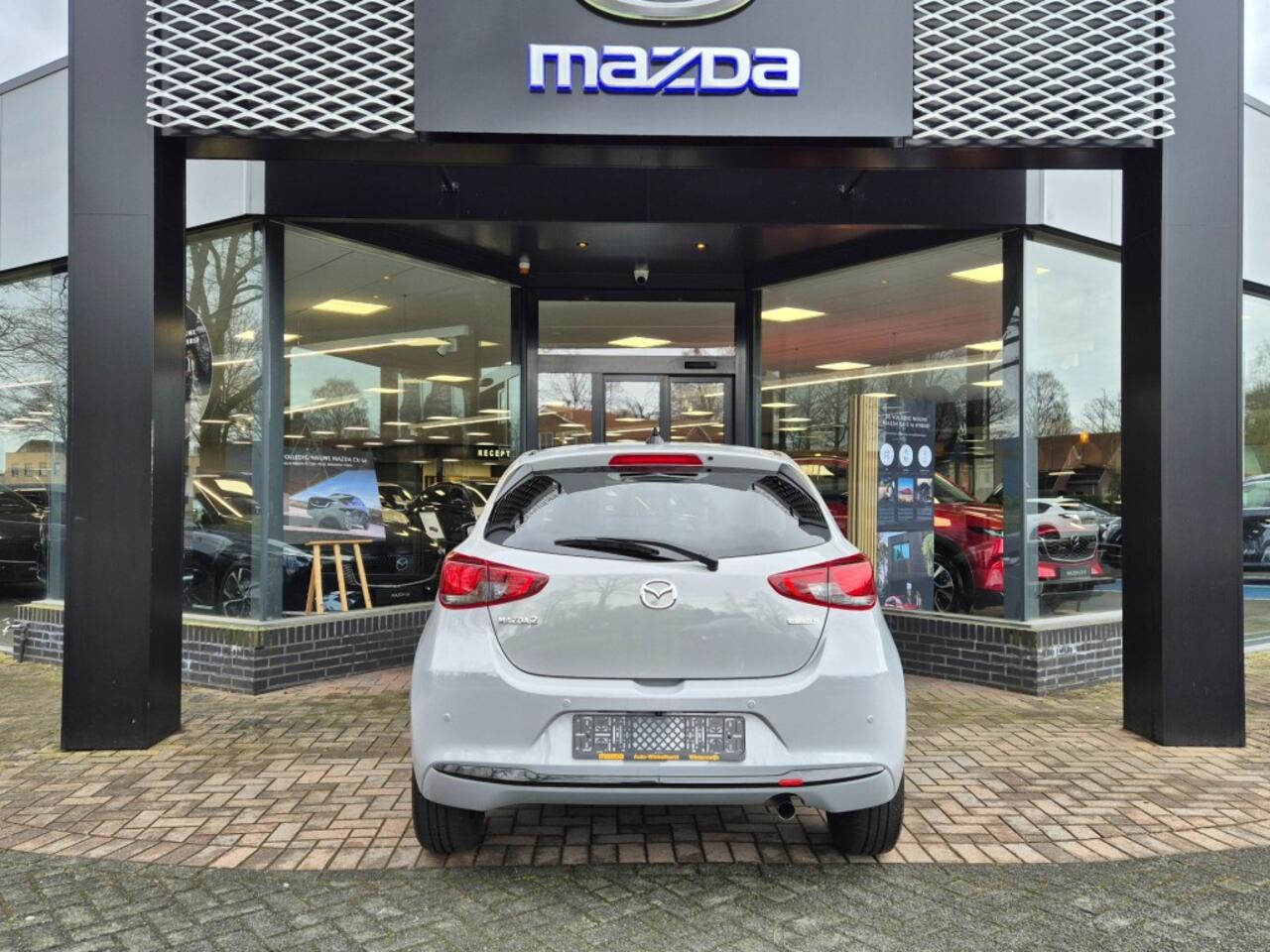 Mazda 2 E- SKYACTIV- G 1.5 90 6AT M-HYBRID HOMURA