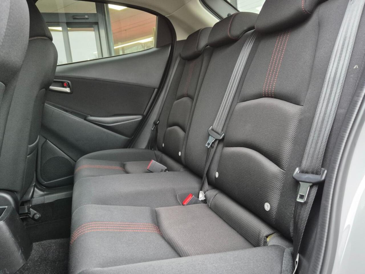 Mazda 2 E- SKYACTIV- G 1.5 90 6AT M-HYBRID HOMURA