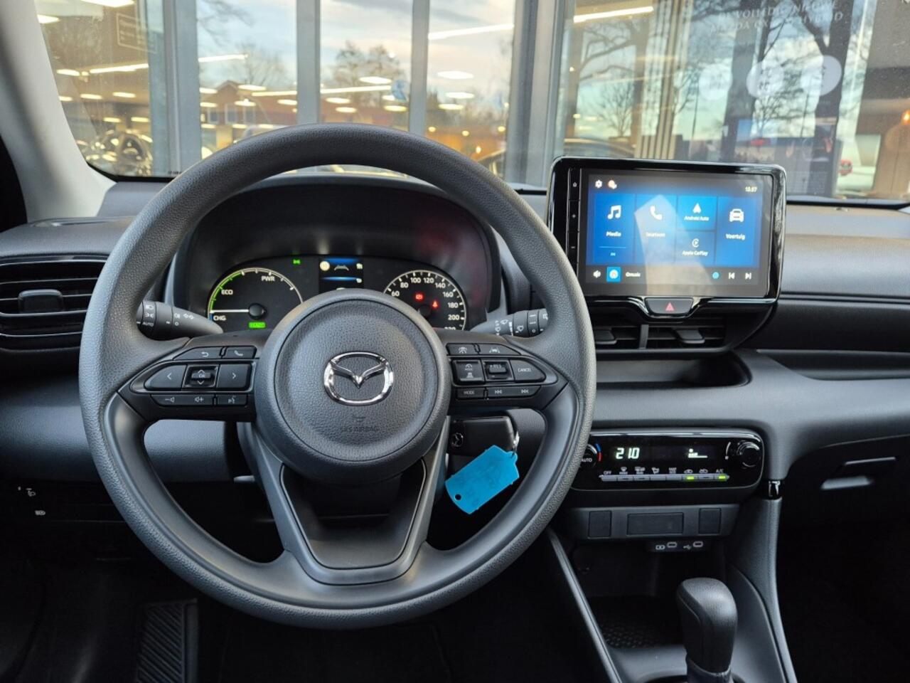 Mazda 2 MAZDA 2 HYBRID VVT-i 1.5 116 PRIME-LINE / Demo / â¬2500 VOORDEEL