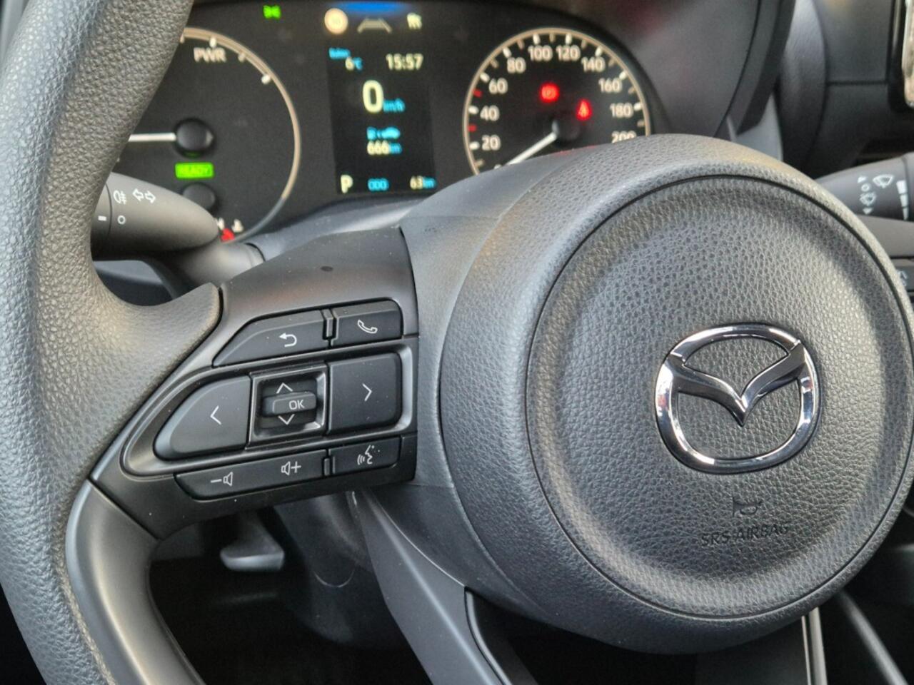 Mazda 2 MAZDA 2 HYBRID VVT-i 1.5 116 PRIME-LINE / Demo / â¬2500 VOORDEEL