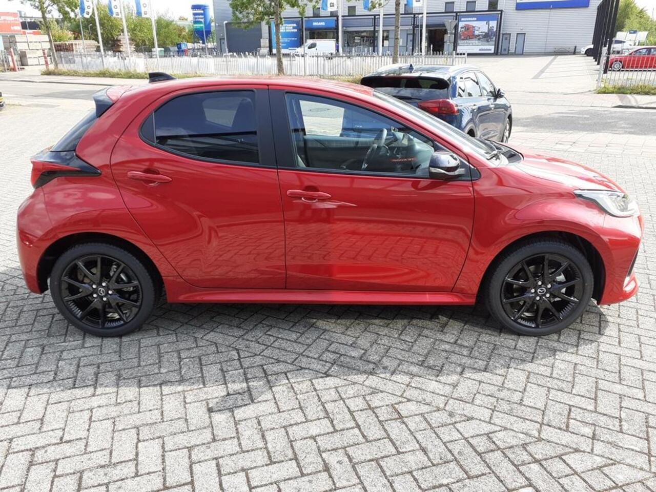 Mazda 2 Hybrid 1.5 Homura Automaat Mengelers actieprijs: ¤ 30.940,00*