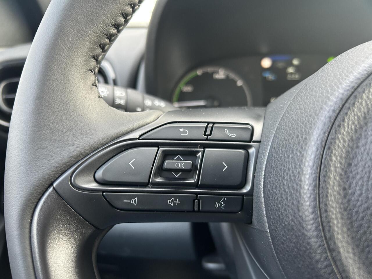 Mazda 2 Hybrid 1.5 Centre-line Camera | Applecarplay | Stoelverwarming |