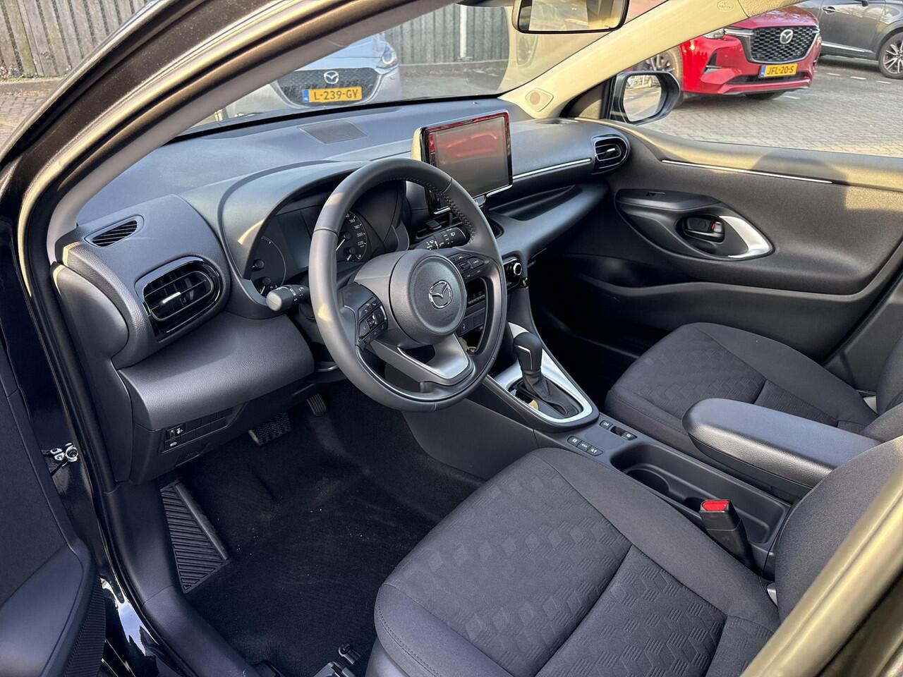 Mazda 2 Hybrid 1.5 Centre-line | Diverse kleuren en uitvoeringen uit voorraad leverbaar |