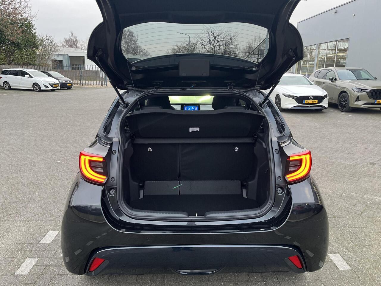 Mazda 2 Hybrid 1.5 Homura | Apple CarPlay/Android auto | Achteruitrijcamera | Stuur en stoelverwarming