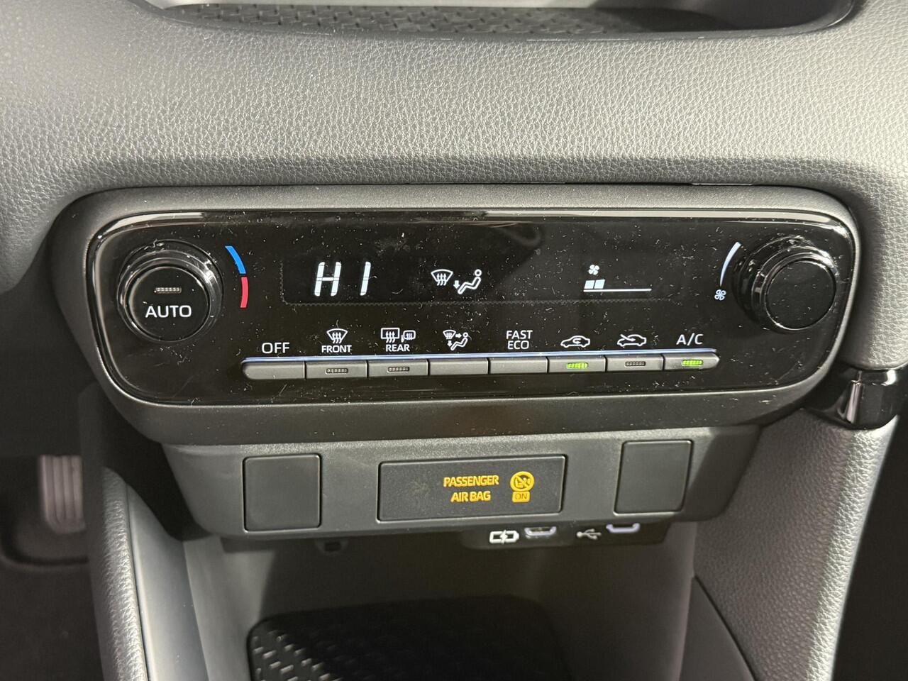 Mazda 2 Hybrid 1.5 Pure / NL auto / Dealer demo / Climate Control / Apple Carplay / Automaat