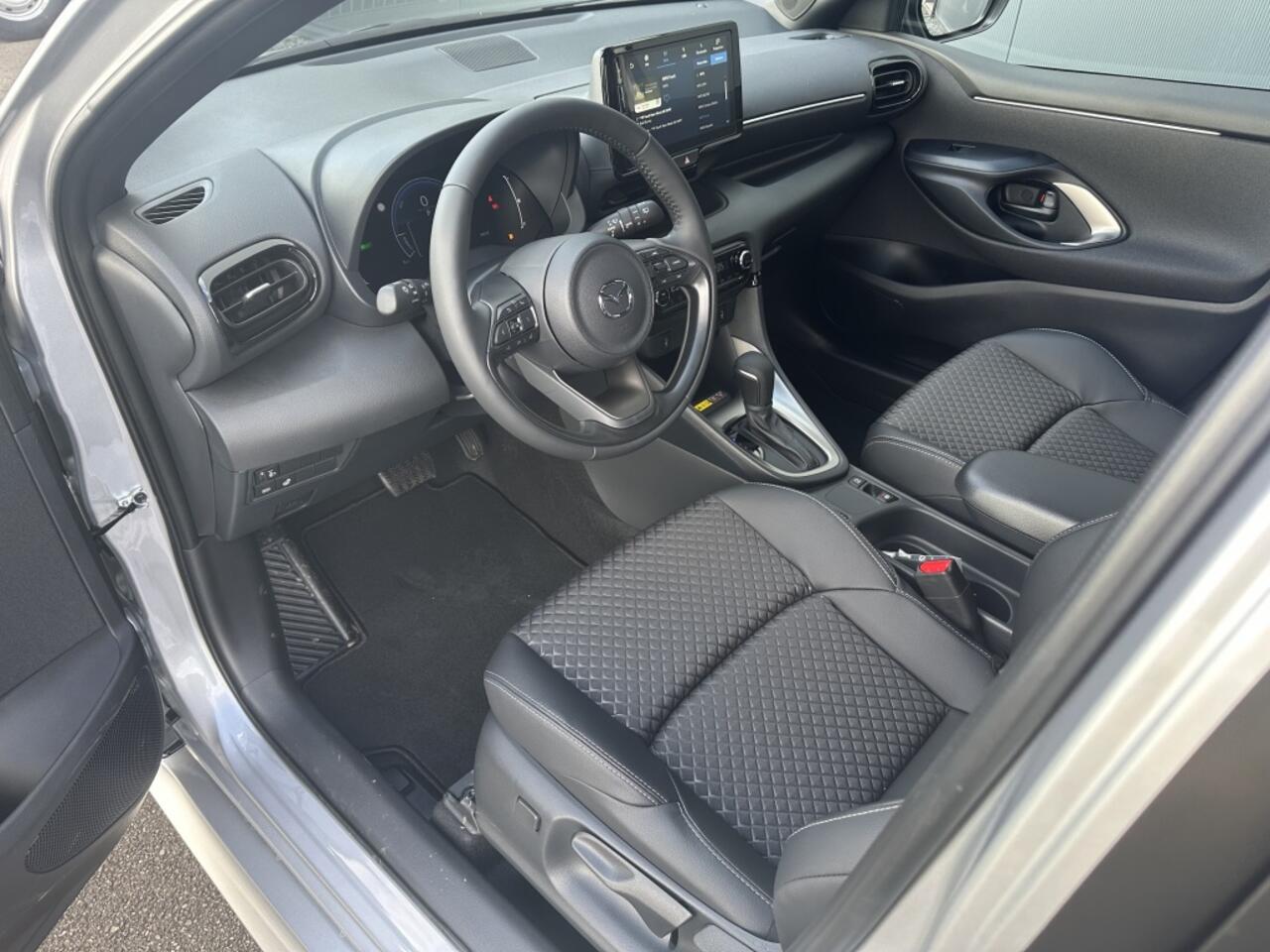 Mazda 2 hybrid Homura