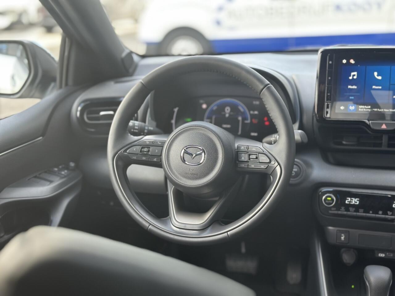 Mazda 2 hybrid Homura