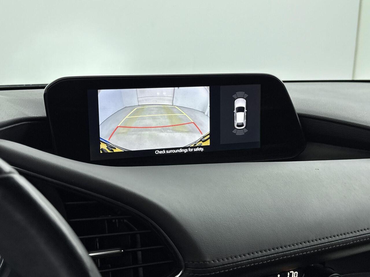 Mazda 3 2.0 e-SkyActiv-G M Hybrid Luxury 122PK | Navigatie | BOSE Audio | Climate Control | Elektrische Stoel | LED Verlichting | Apple CarPlay & Android Auto