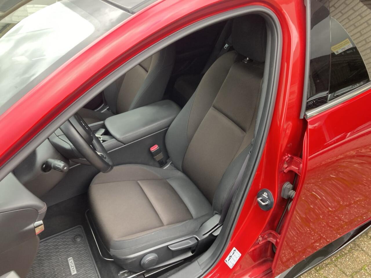 Mazda 3 2.0 SkyActiv 122pk Bose / Navi