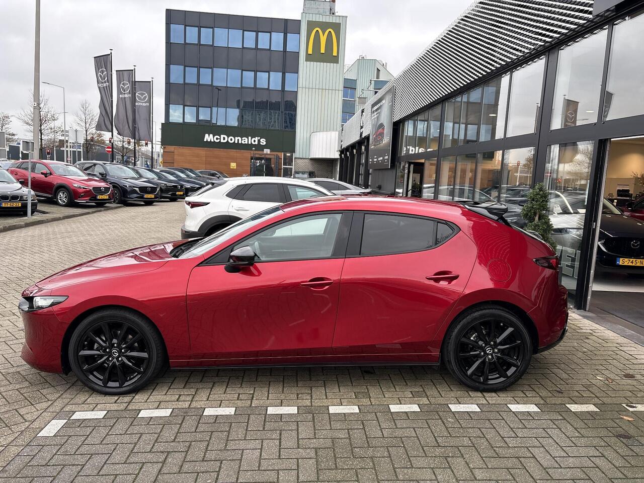 Mazda 3 2.0 e-SkyActiv-X M Hybrid 180 Dealer Onderhouden / Apple Carplay-Android Auto