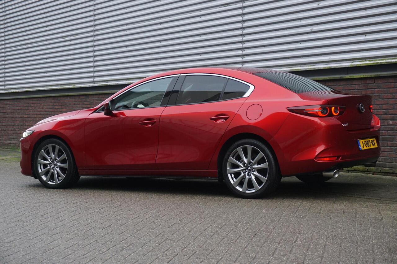 Mazda 3 2.0 e-SkyActiv-X M Hybrid 180PK Luxury/Leer/18Inch /Bose/Head-Up/Trekhaak.