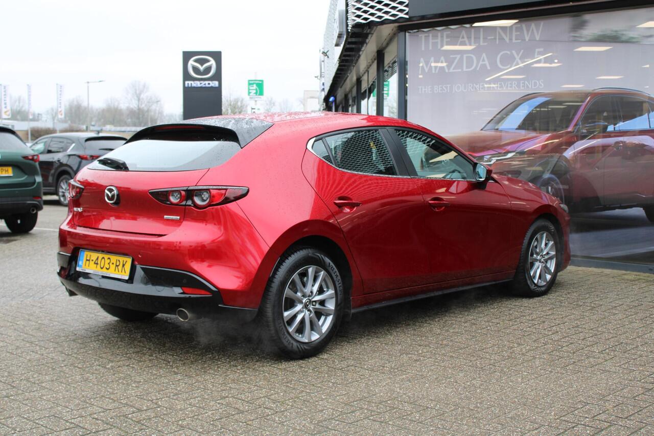 Mazda 3 HB 2.0 e-SkyActiv-G M Hybrid 122 Comfort met Bose , Leder, Bose, Adap.cruise,Navi, Apple Carplay, PDC, LMV 16 Inch, Stuur/Stoelverwarming.