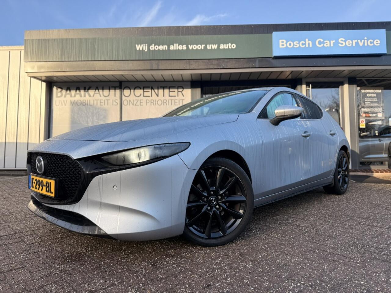 Mazda 3 2.0 SA-X 180PK Luxury i-Activ | Bose | Leer | 360 camera