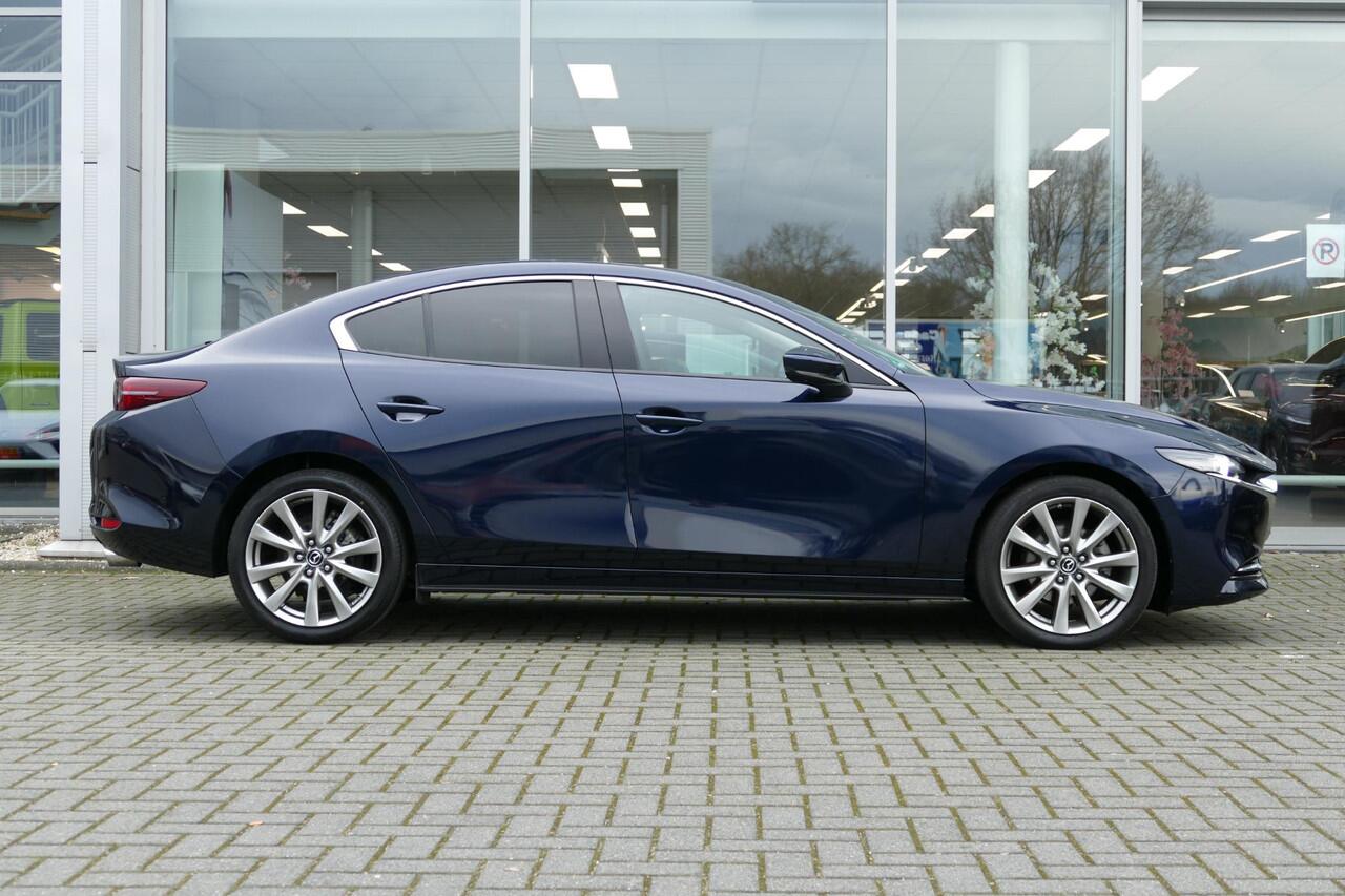 Mazda 3 2.0 e-SkyActiv-X M Hybrid 180 Luxury | I-ACTIV Pakket | Trekhaak | Wit leer pakket | Rijklaarprijs |