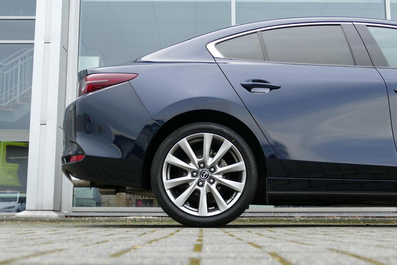 Mazda 3 2.0 e-SkyActiv-X M Hybrid 180 Luxury | I-ACTIV Pakket | Trekhaak | Wit leer pakket | Rijklaarprijs |