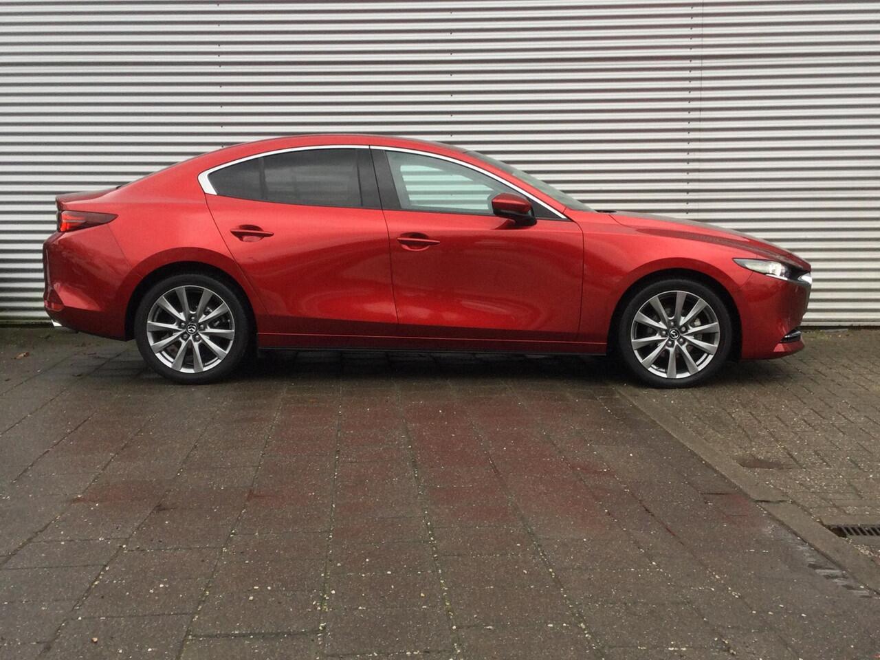 Mazda 3 2.0 e-SkyActiv-X M Hybrid 186 Luxury | Leder | Camera | Navi |