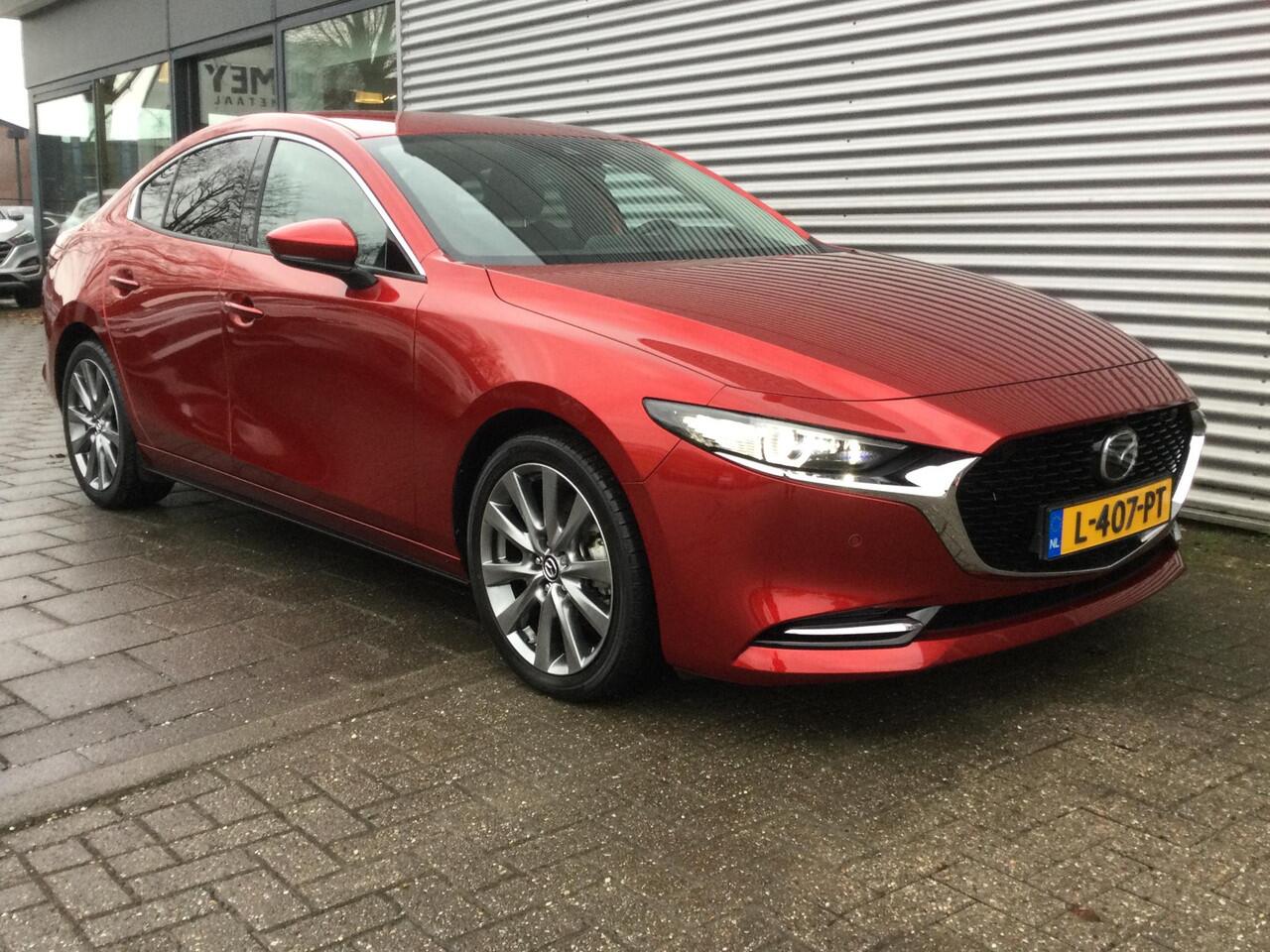 Mazda 3 2.0 e-SkyActiv-X M Hybrid 186 Luxury | Leder | Camera | Navi |