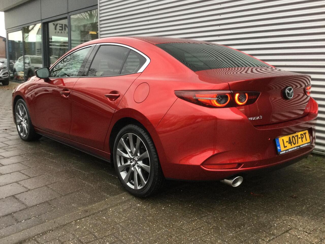 Mazda 3 2.0 e-SkyActiv-X M Hybrid 186 Luxury | Leder | Camera | Navi |