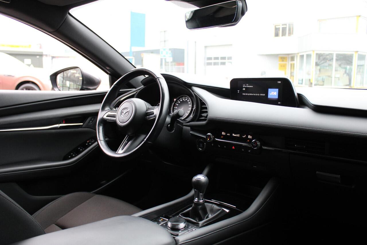 Mazda 3 HB 2.0 e-SkyActiv-G 150 M Hybrid Sportive , Adap Cruise, Clima, HUD, PDC, Stoelverwarming, Stuurverwarming, Camera, Navi, Apple Carplay