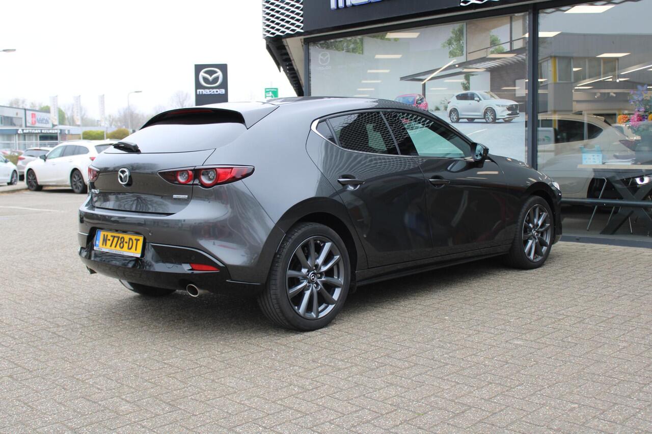 Mazda 3 HB 2.0 e-SkyActiv-G 150 M Hybrid Sportive , Adap Cruise, Clima, HUD, PDC, Stoelverwarming, Stuurverwarming, Camera, Navi, Apple Carplay