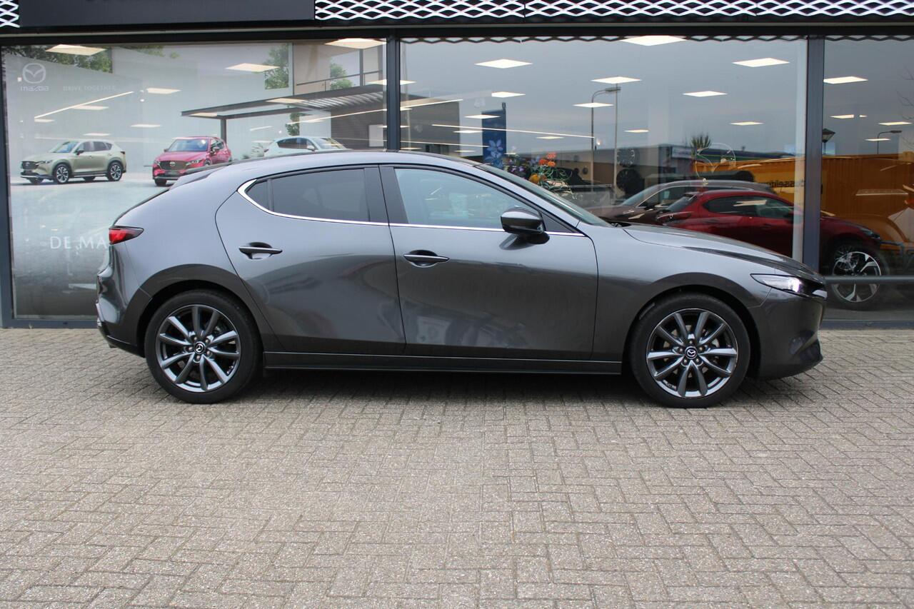 Mazda 3 HB 2.0 e-SkyActiv-G 150 M Hybrid Sportive , Adap Cruise, Clima, HUD, PDC, Stoelverwarming, Stuurverwarming, Camera, Navi, Apple Carplay