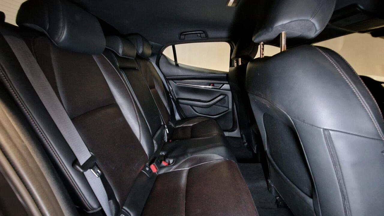 Mazda 3 2.0 e-SkyActiv-X M Hybrid 186 Comfort | Leder | Bose Audio