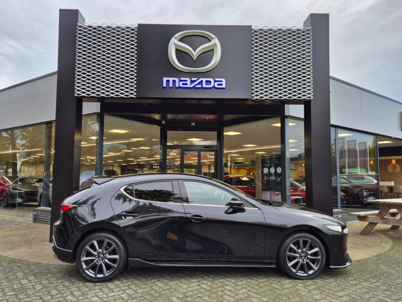 Mazda 3 SKYACTIV G 2.0 150 6MT SPORTIVE / Aero-pakket / Carplay