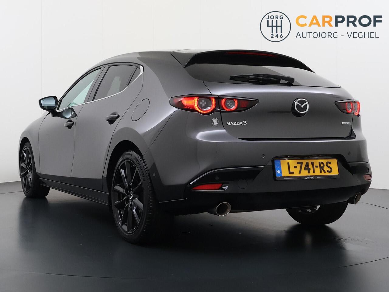 Mazda 3 2.0 e-SkyActiv-X M Hybrid 186 Luxury Leder | Bose | 360 camera |