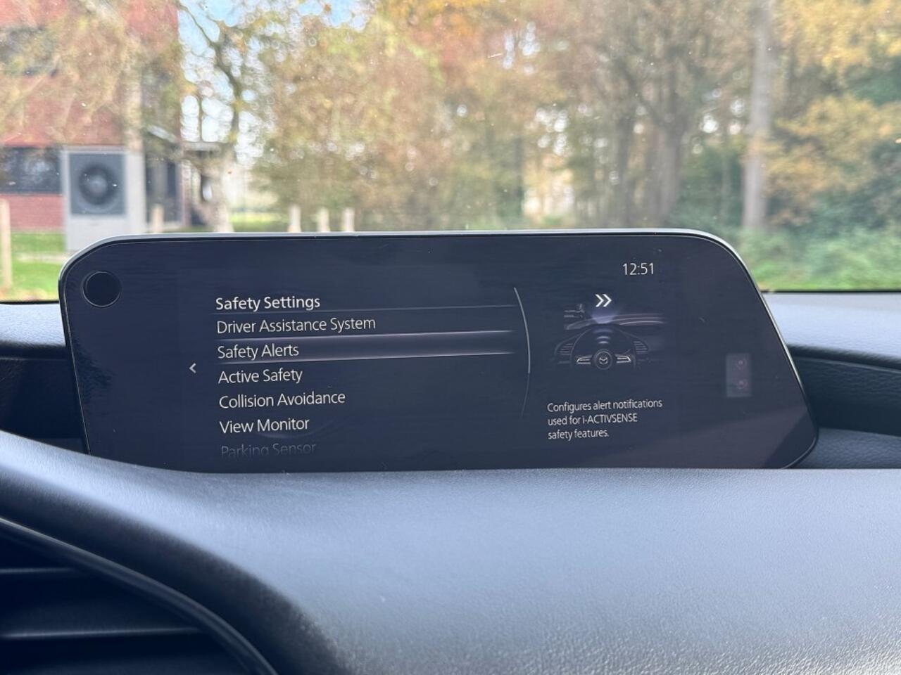 Mazda 3 2.0 e-SkyActiv-X M Hybrid 186 Luxury ecc,leer,led,lmv,navigatie