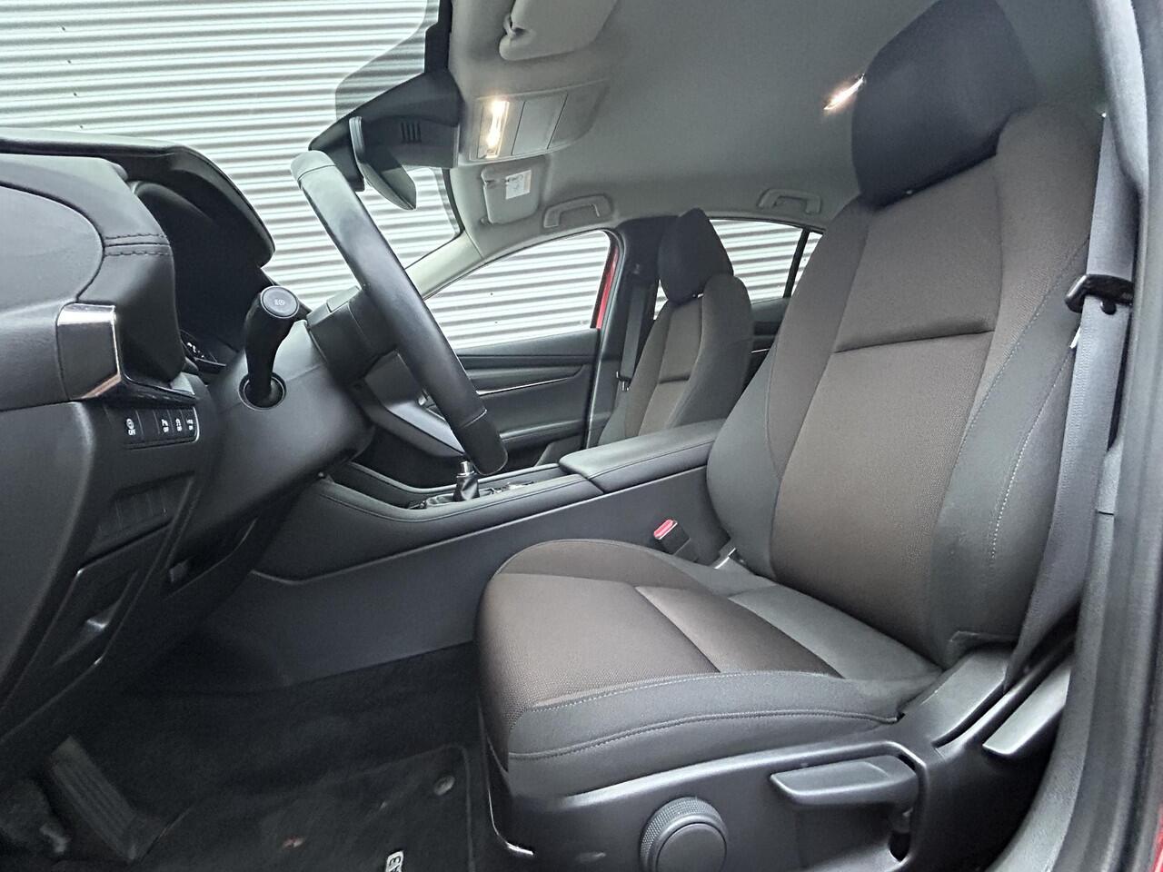 Mazda 3 2.0 e-SkyActiv-G M Hybrid 150 Sportive | Camera | ApplecarPlay | Dealeronderhouden |