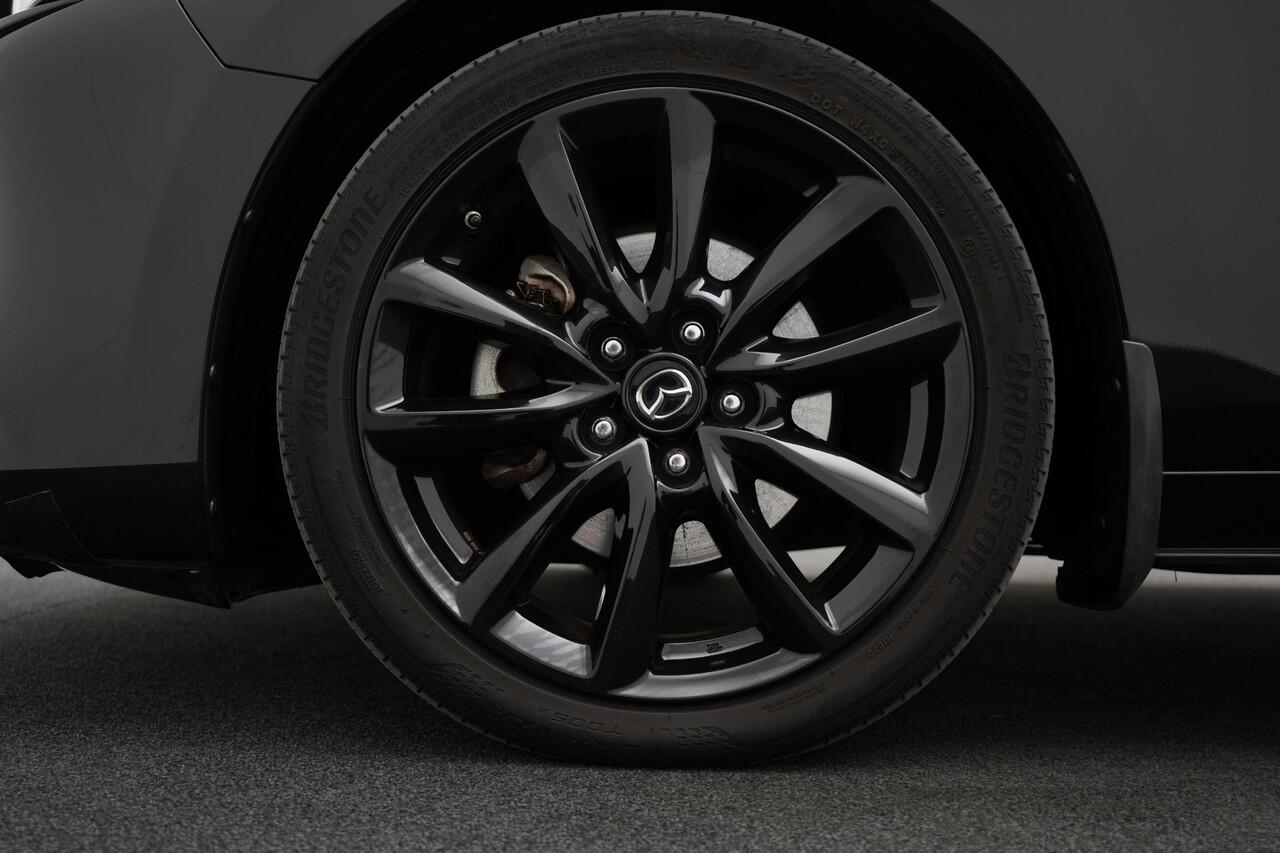 Mazda 3 2.0 e-SkyActiv-X Luxury i-Activesense automaat : dealer onderhouden